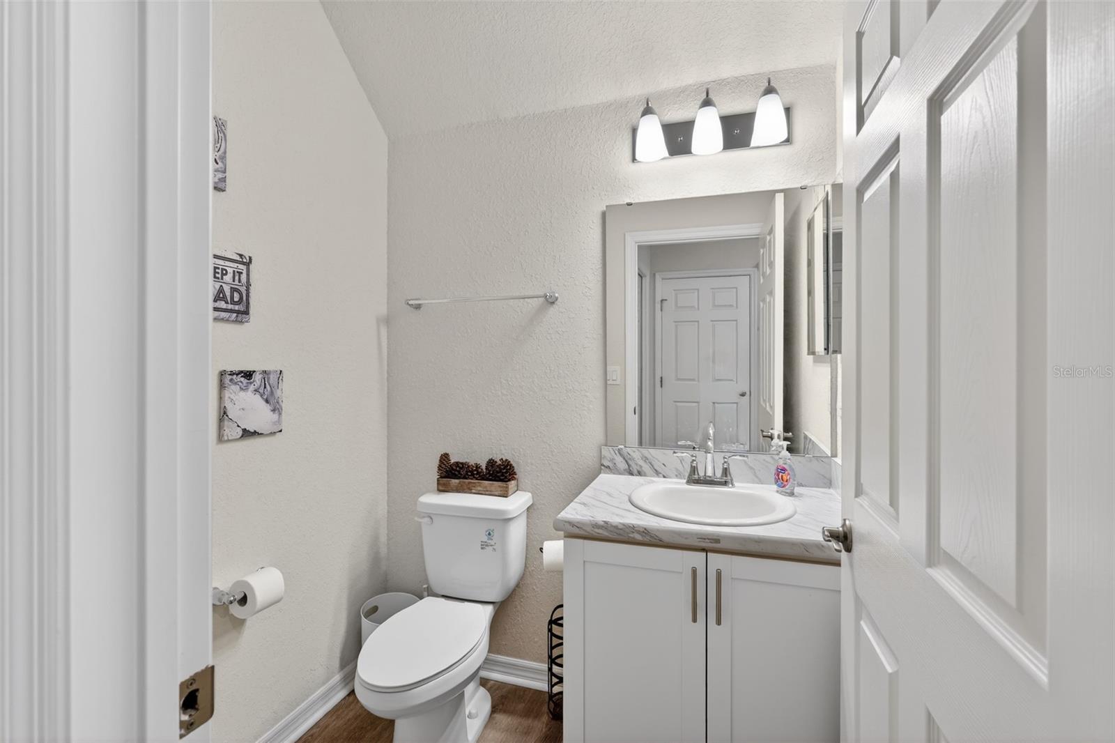 Image 18 of 28 For 5752 Anders Way