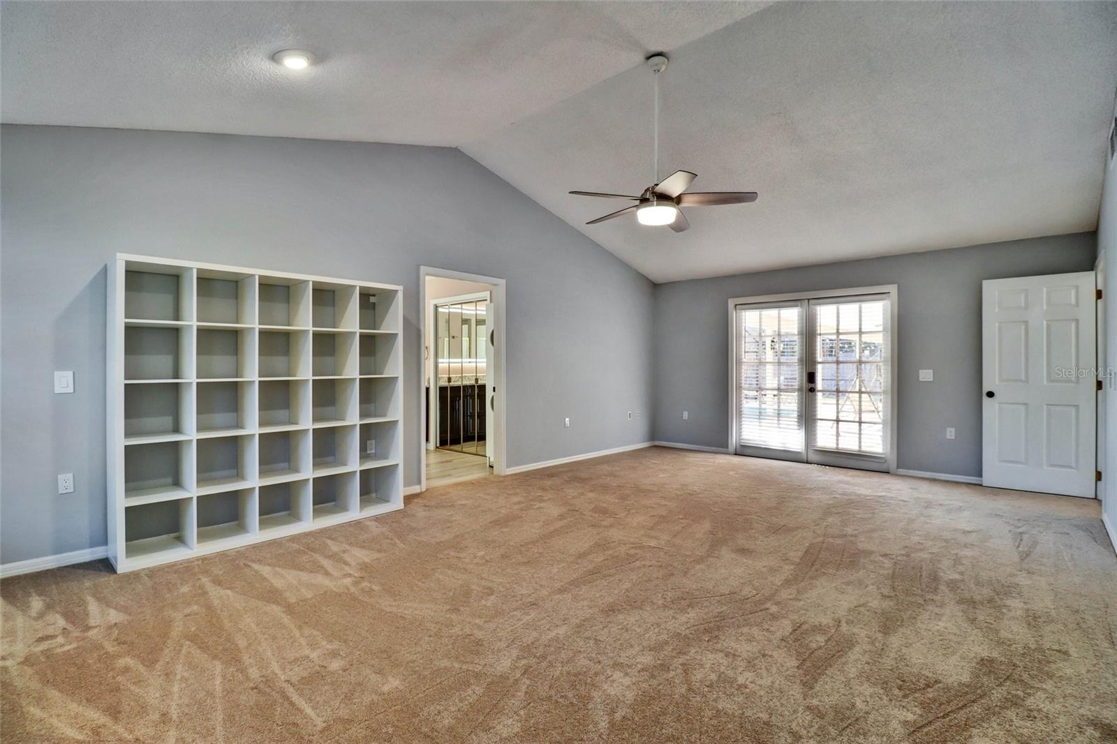 Image 18 of 62 For 4318 Woodtree Lane