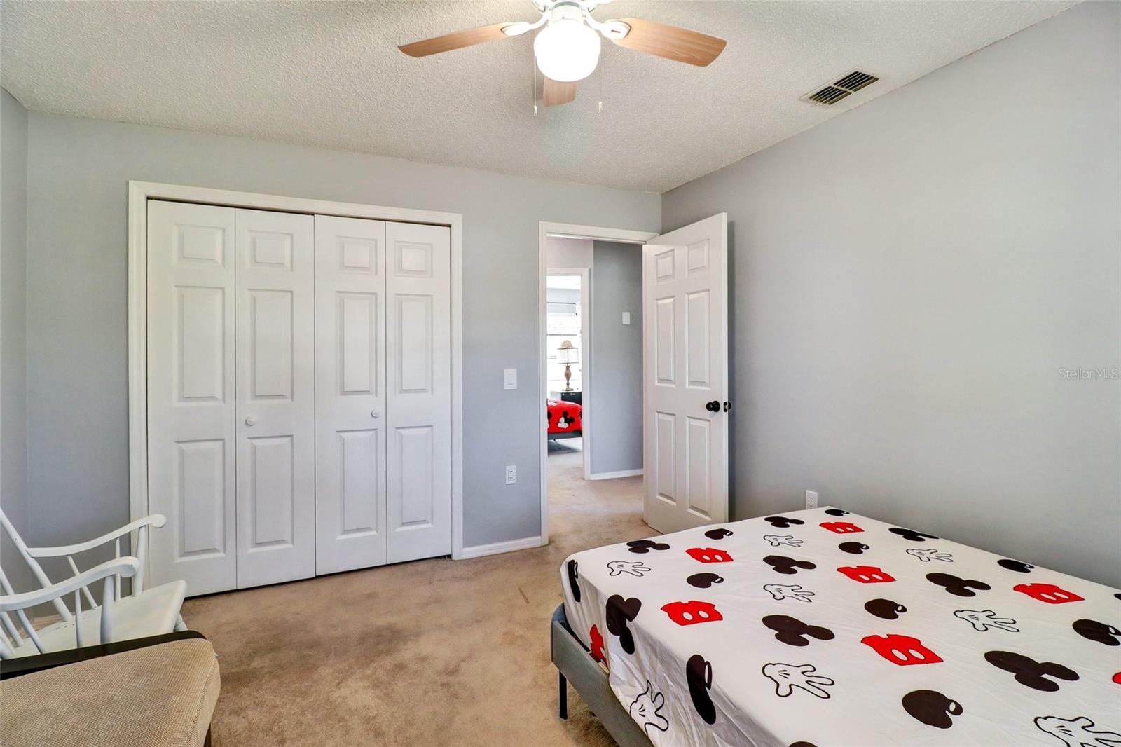Image 37 of 62 For 4318 Woodtree Lane