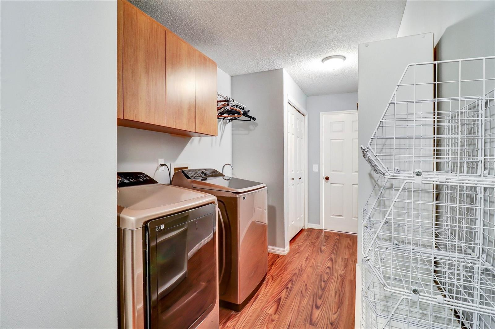 Image 39 of 62 For 4318 Woodtree Lane