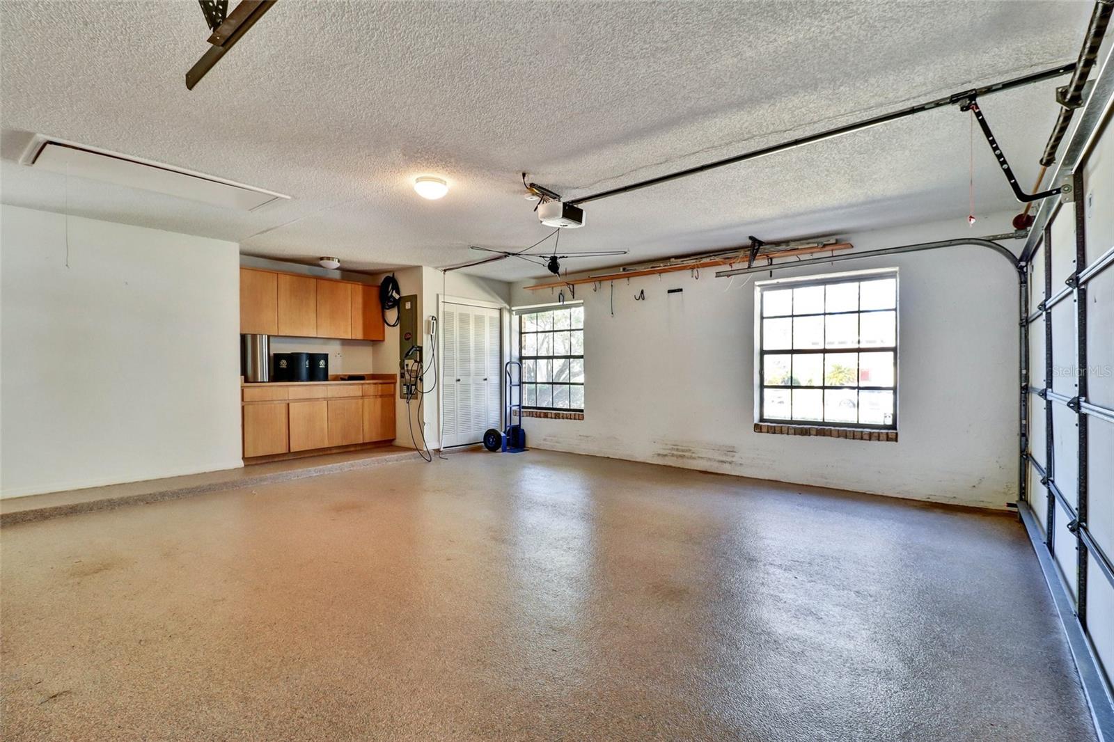Image 41 of 62 For 4318 Woodtree Lane