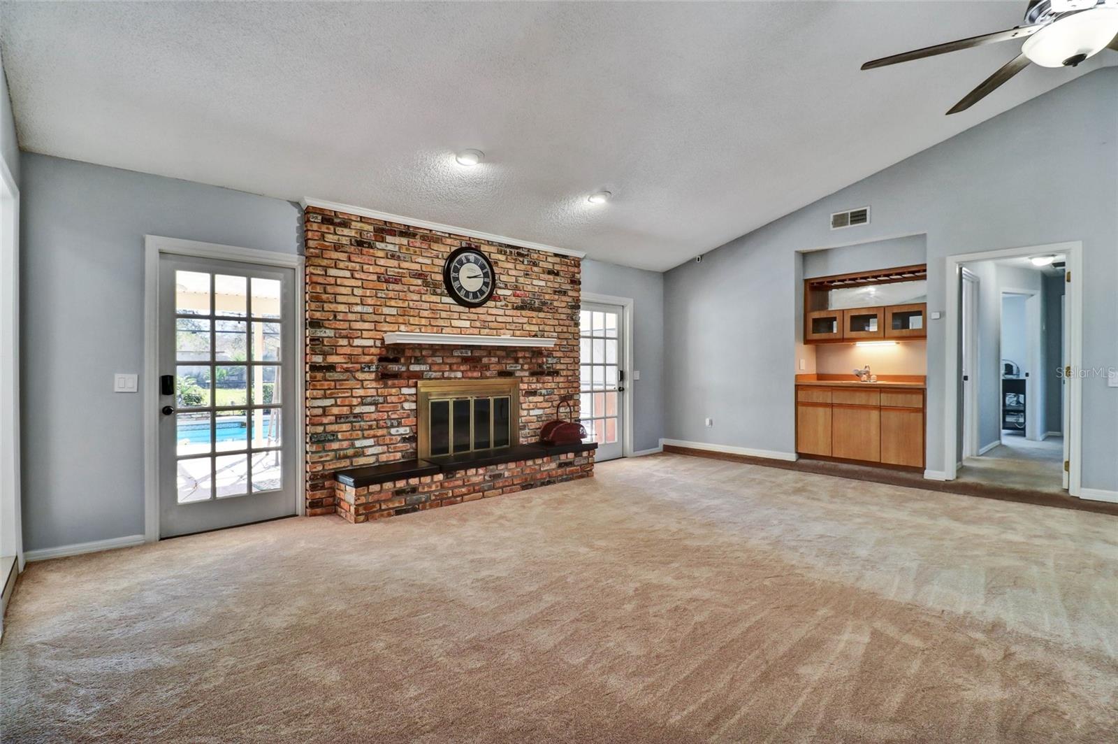 Image 8 of 62 For 4318 Woodtree Lane