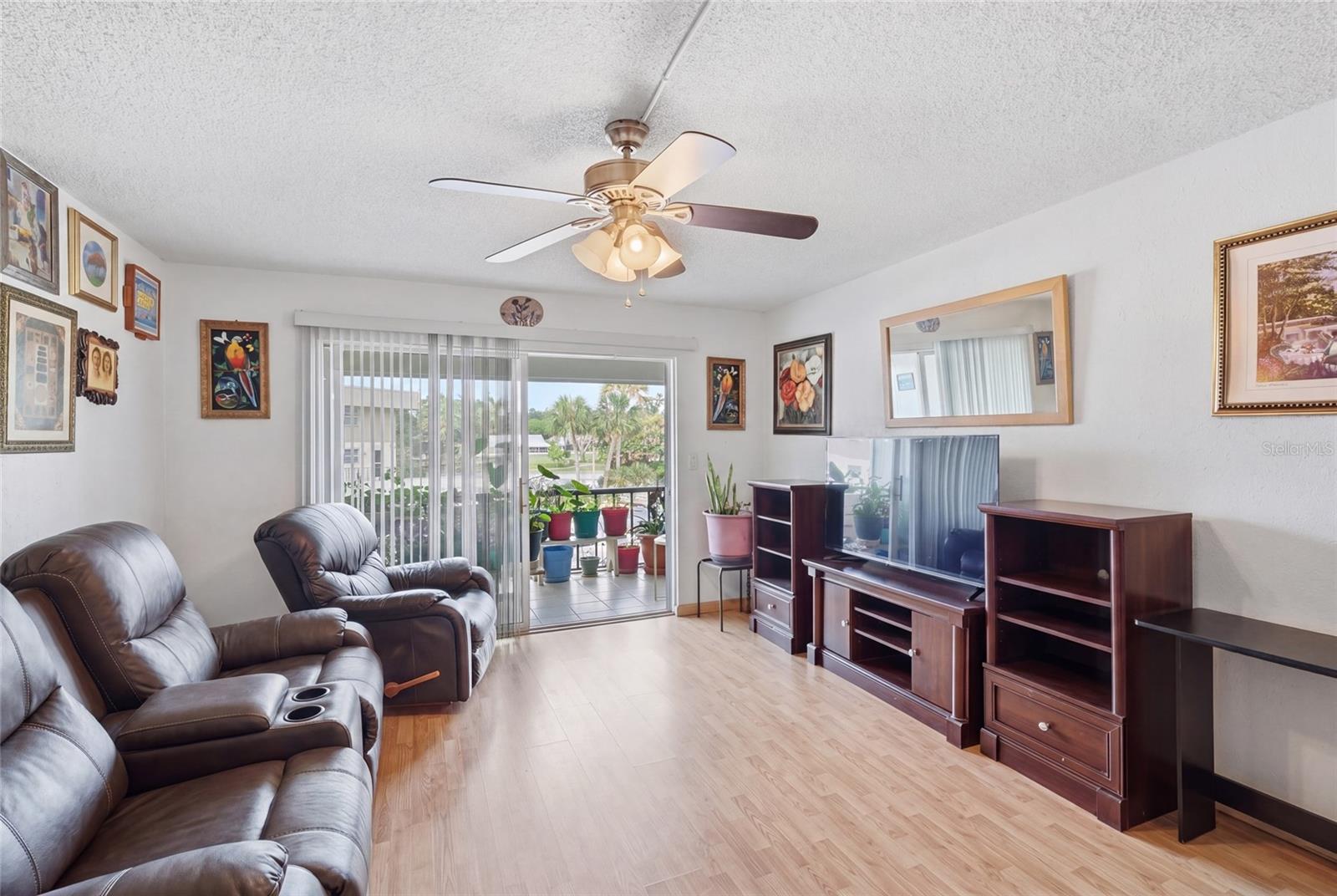 Image 12 of 25 For 404 Orlando Avenue 11b