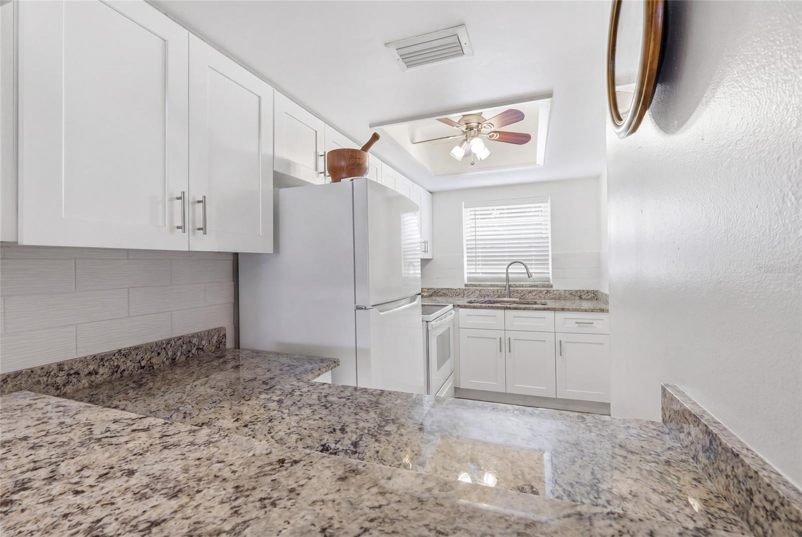 Image 7 of 25 For 404 Orlando Avenue 11b
