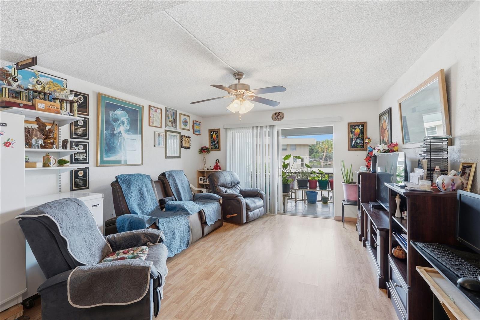 Image 9 of 25 For 404 Orlando Avenue 11b