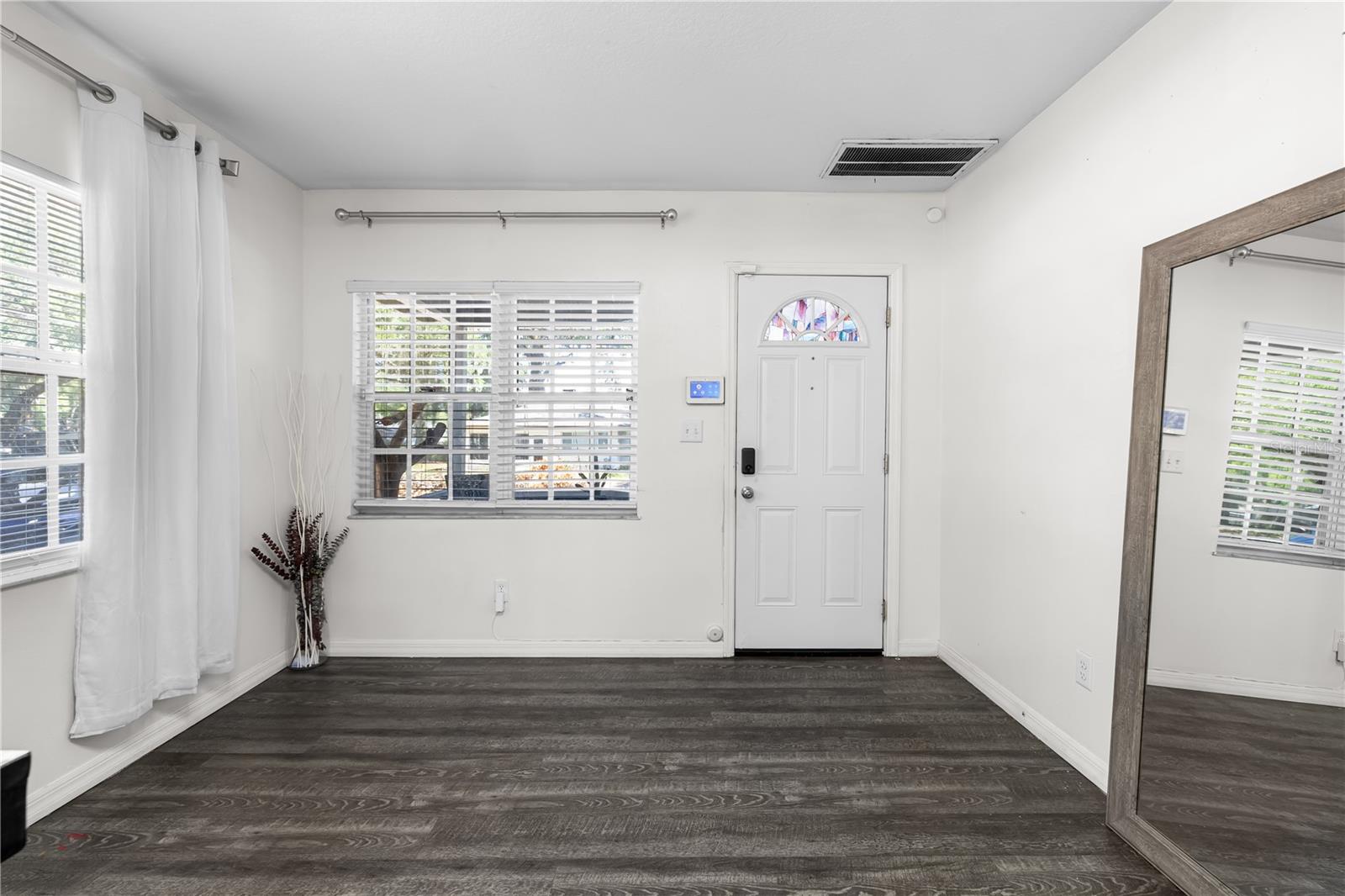 Image 15 of 41 For 117 Strickland Street