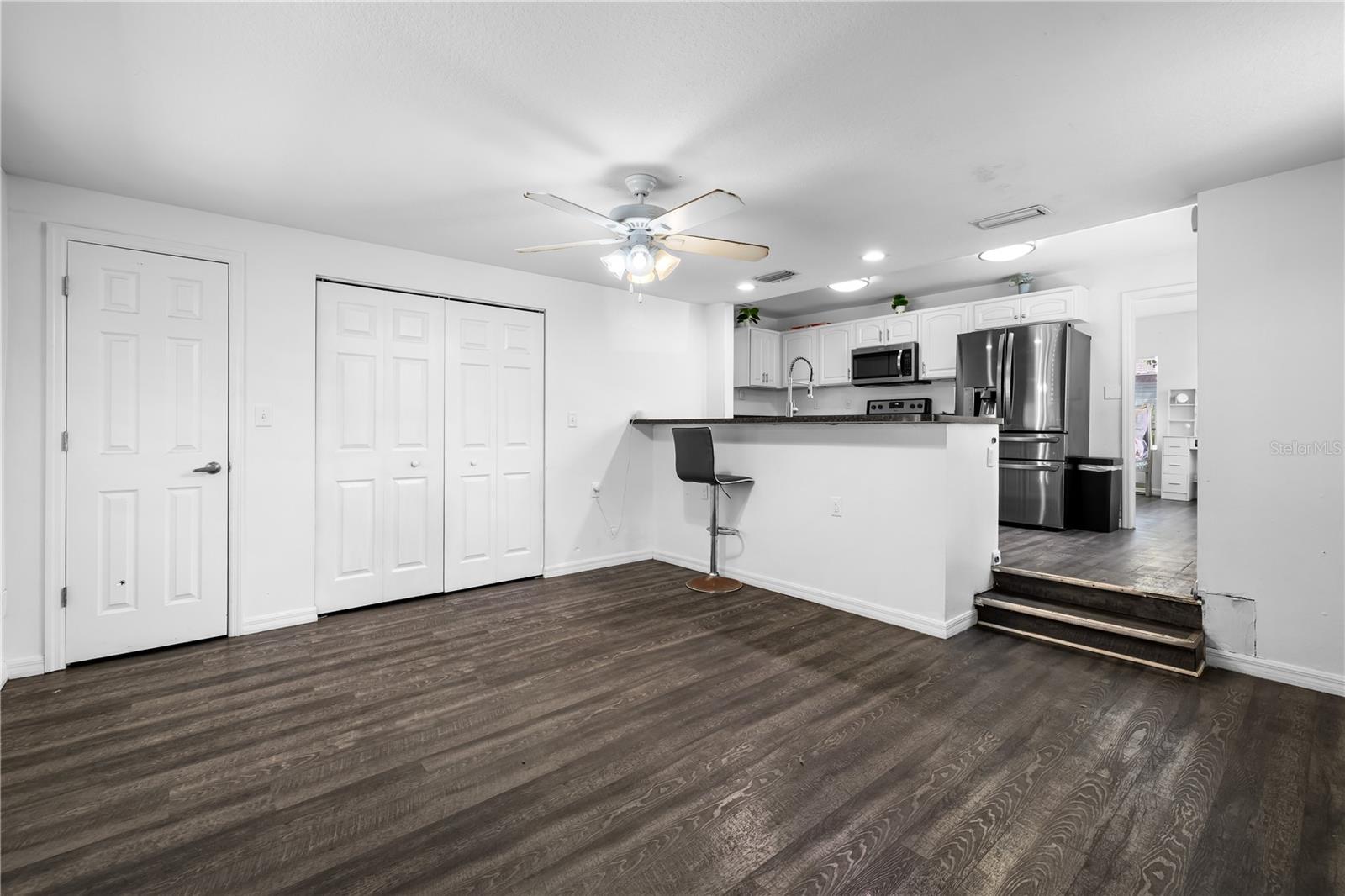 Image 9 of 41 For 117 Strickland Street