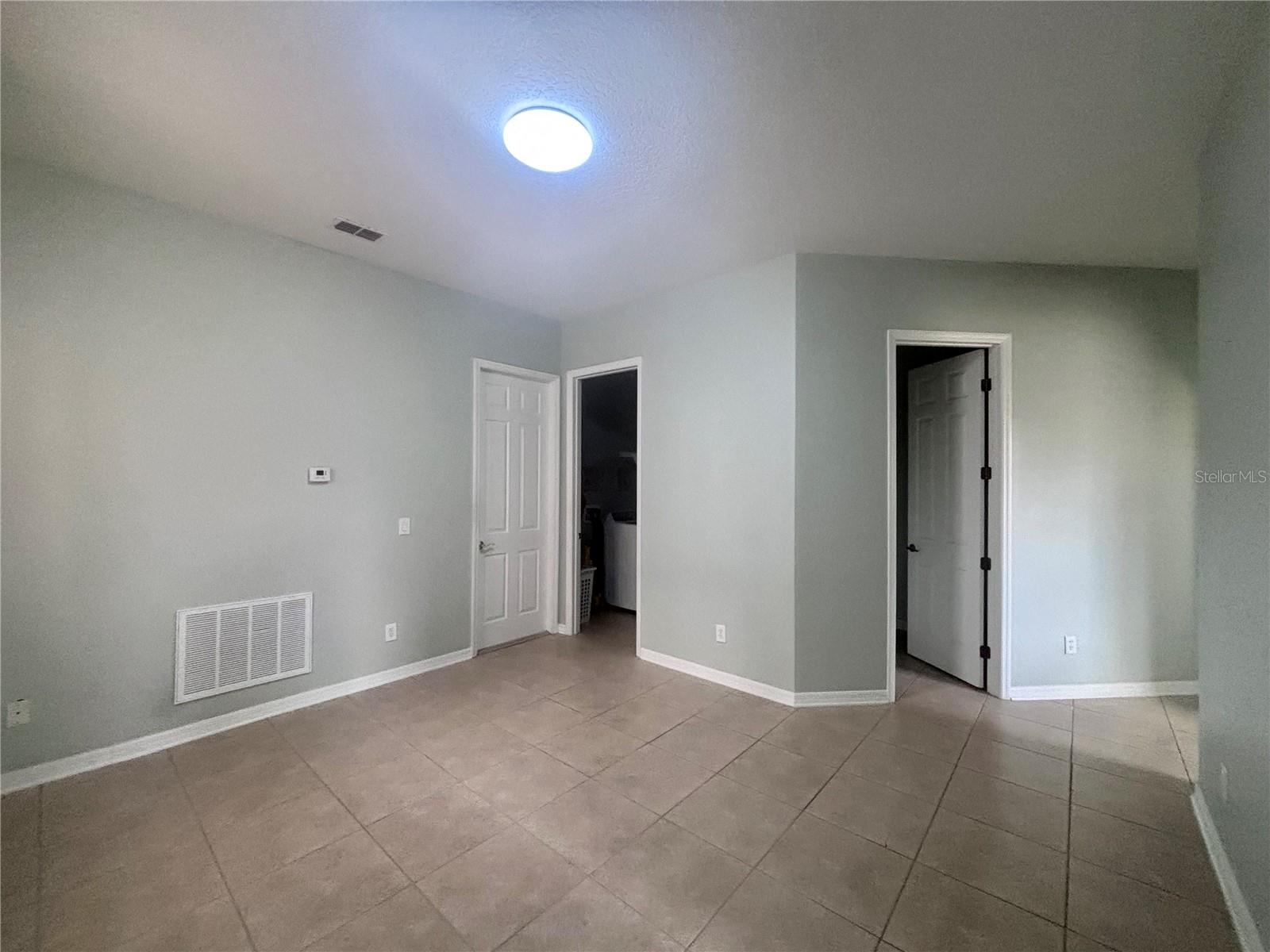 Image 3 of 24 For 818 Pecori Terrace