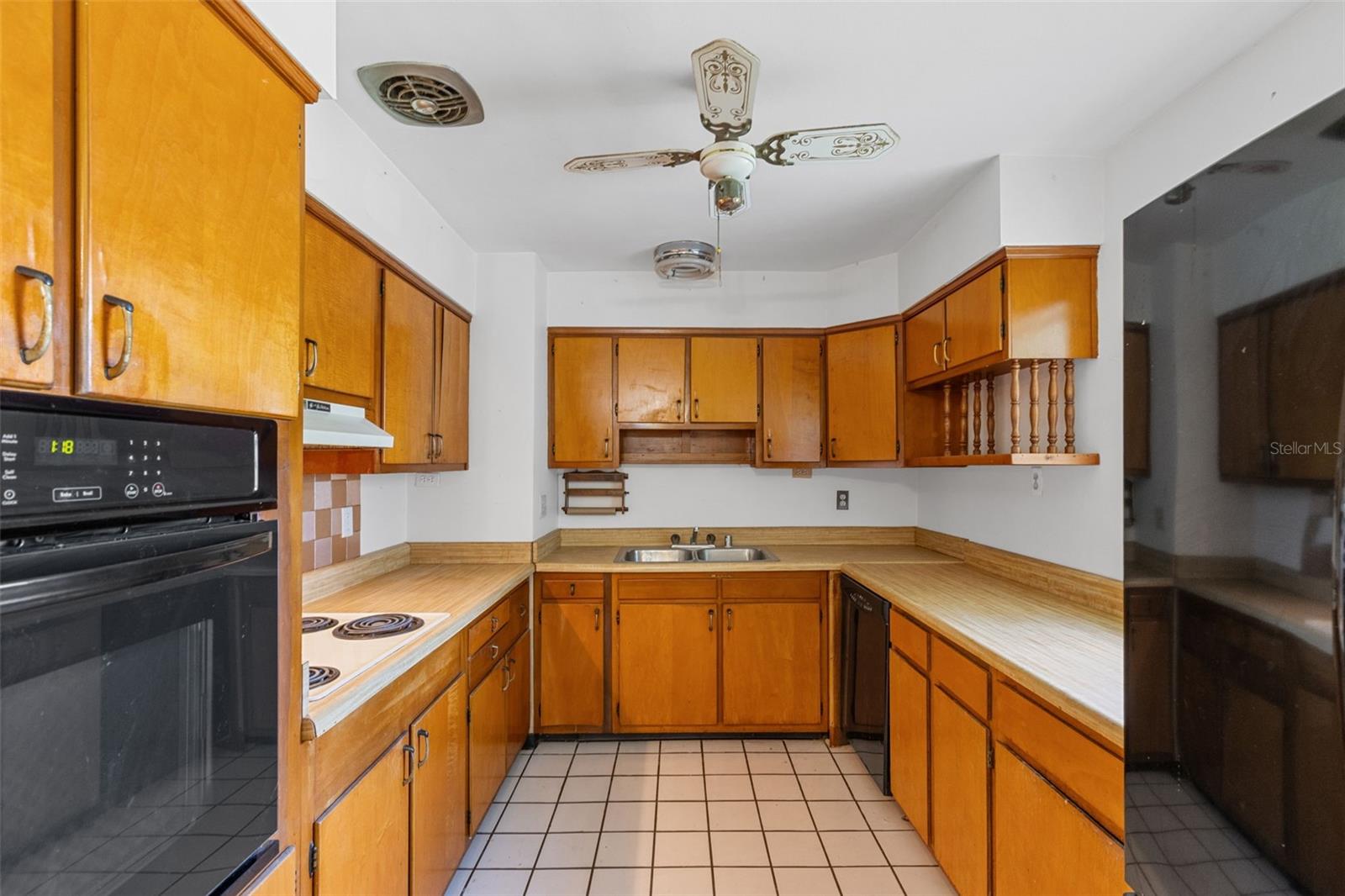 Image 21 of 31 For 2234 James Drive
