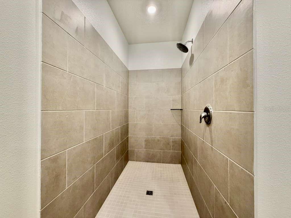Image 6 of 19 For 5111 Natalia Drive