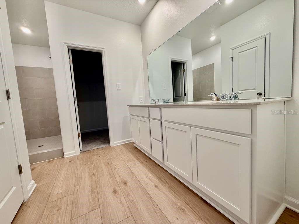 Image 7 of 19 For 5111 Natalia Drive