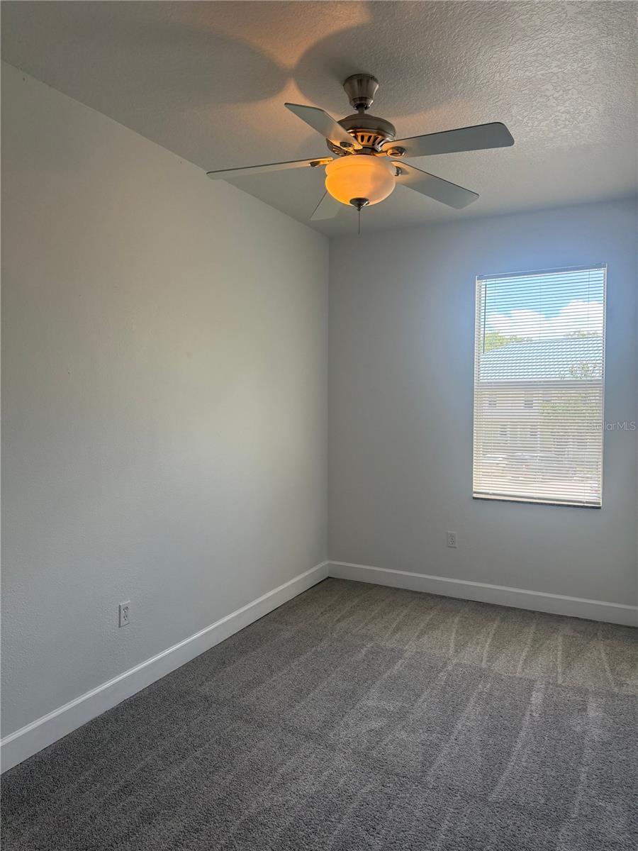 Image 14 of 24 For 2053 Green Oak Court