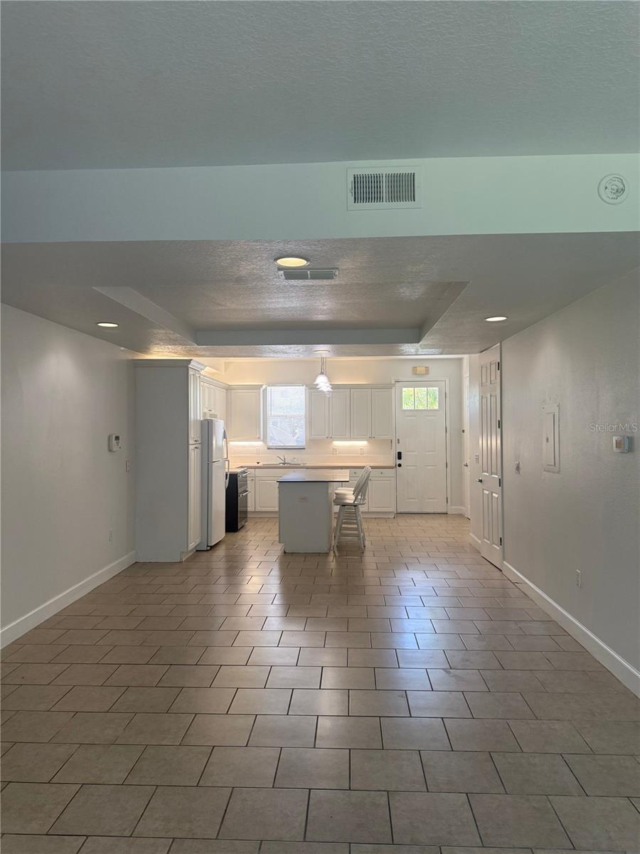 Image 8 of 24 For 2053 Green Oak Court