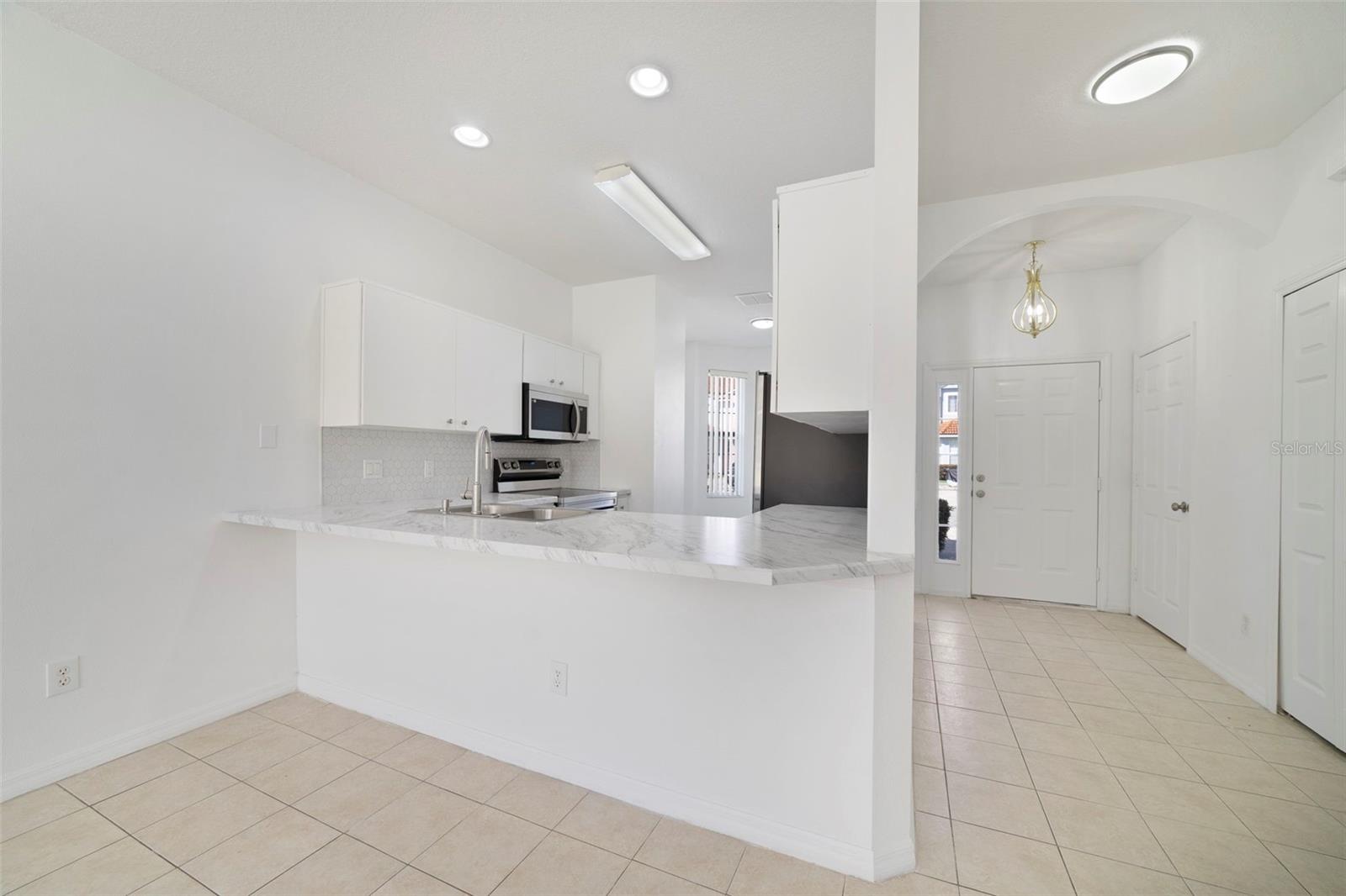 Image 10 of 35 For 1286 South Beach Circle
