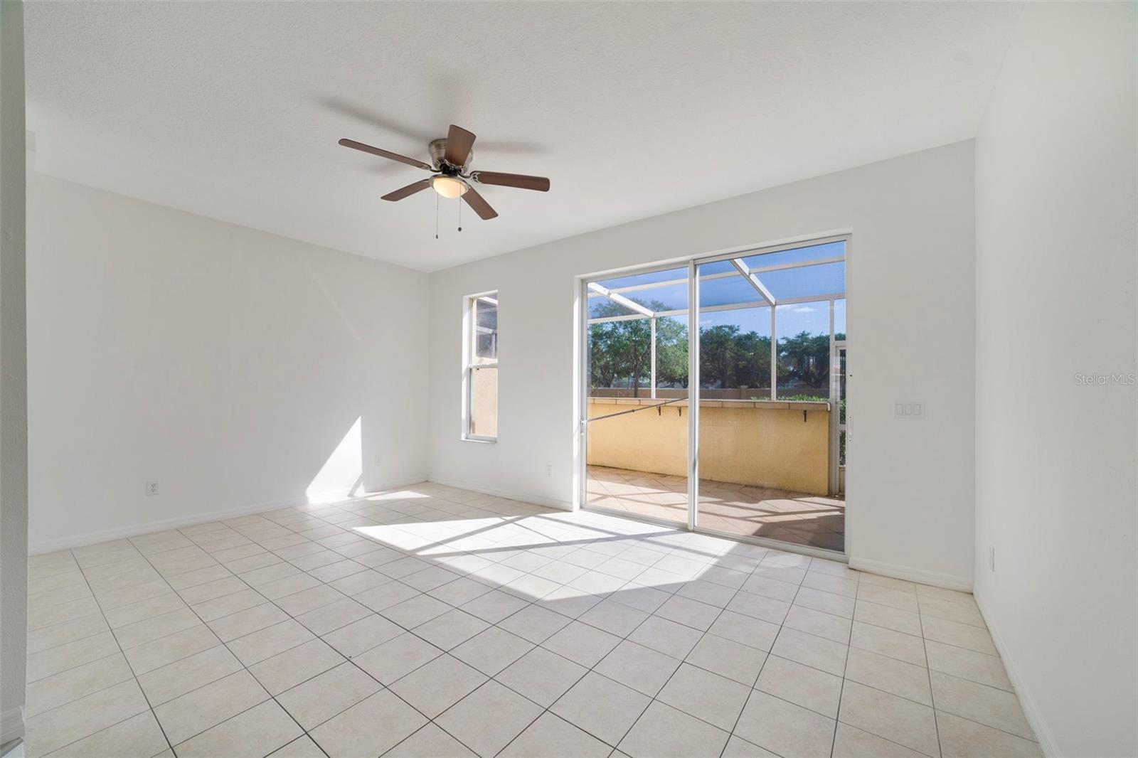 Image 12 of 35 For 1286 South Beach Circle