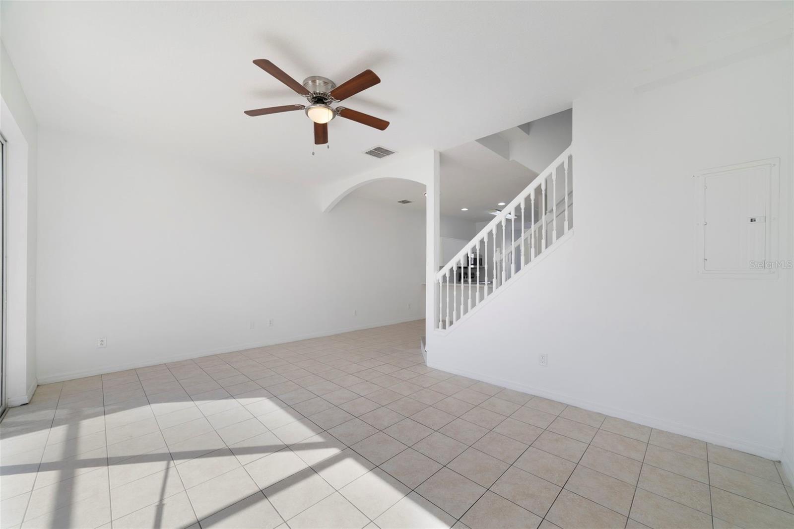 Image 13 of 35 For 1286 South Beach Circle