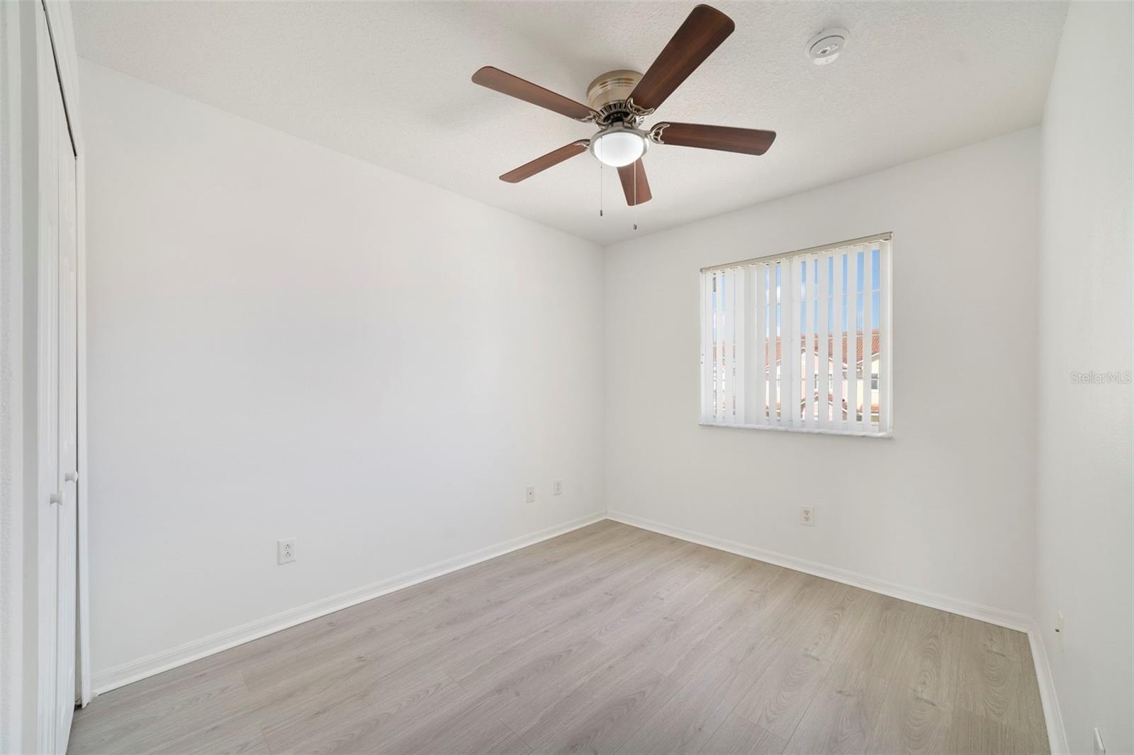 Image 22 of 35 For 1286 South Beach Circle