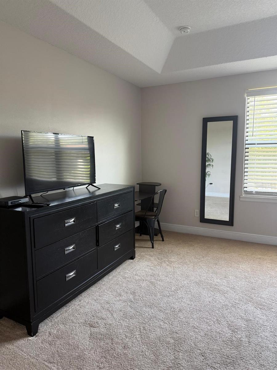 Image 11 of 45 For 8106 Roseville Road