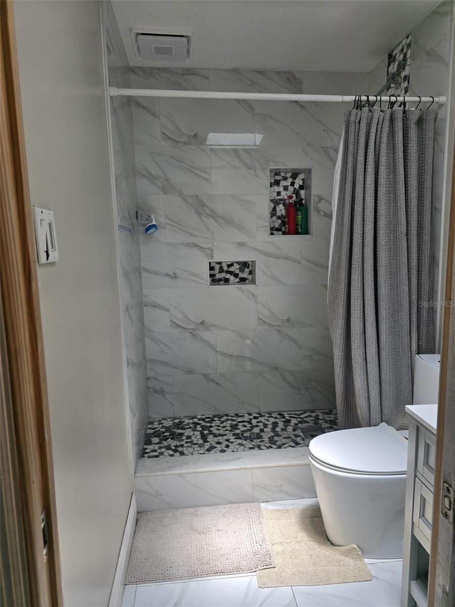 Image 9 of 19 For 10325 Loubet Street