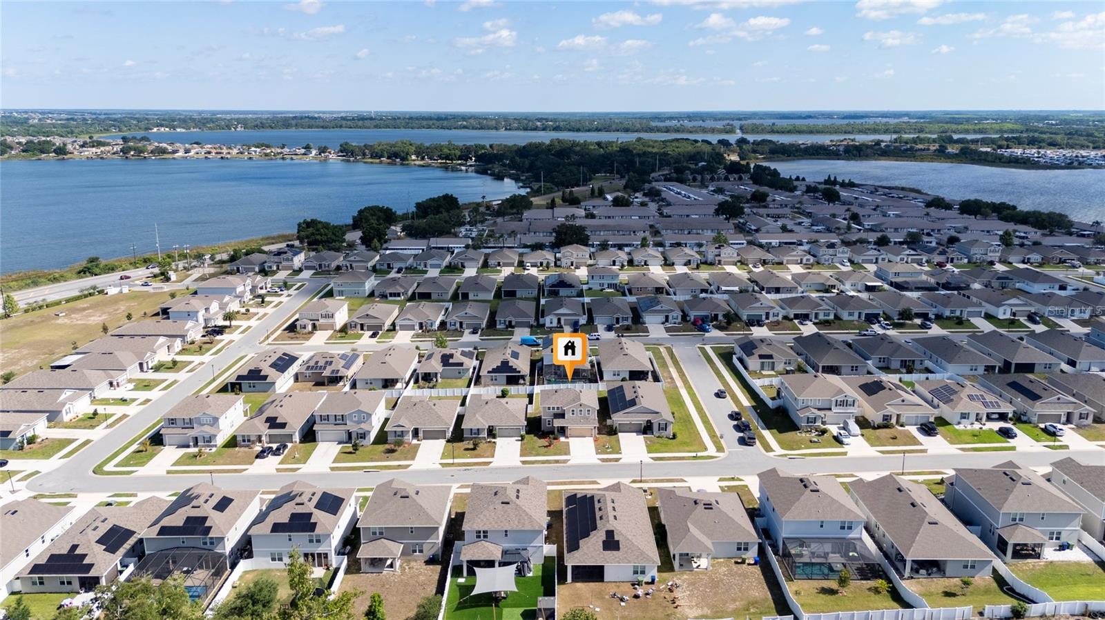 Image 4 of 35 For 339 Lake Smart Circle