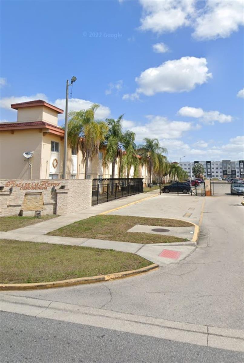 Image 3 of 17 For 728 Ridenhour Circle 728