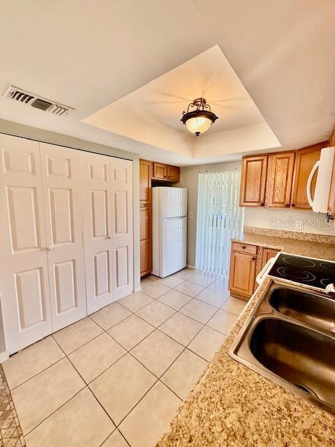 Image 8 of 23 For 19 Lago Mesa Way