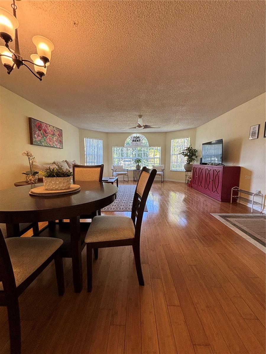 Image 3 of 19 For 2020 Royal Bay Boulevard 91