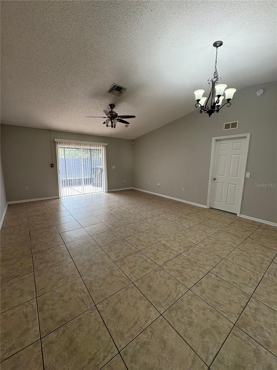 Image 6 of 25 For 3548 Stonefield Drive