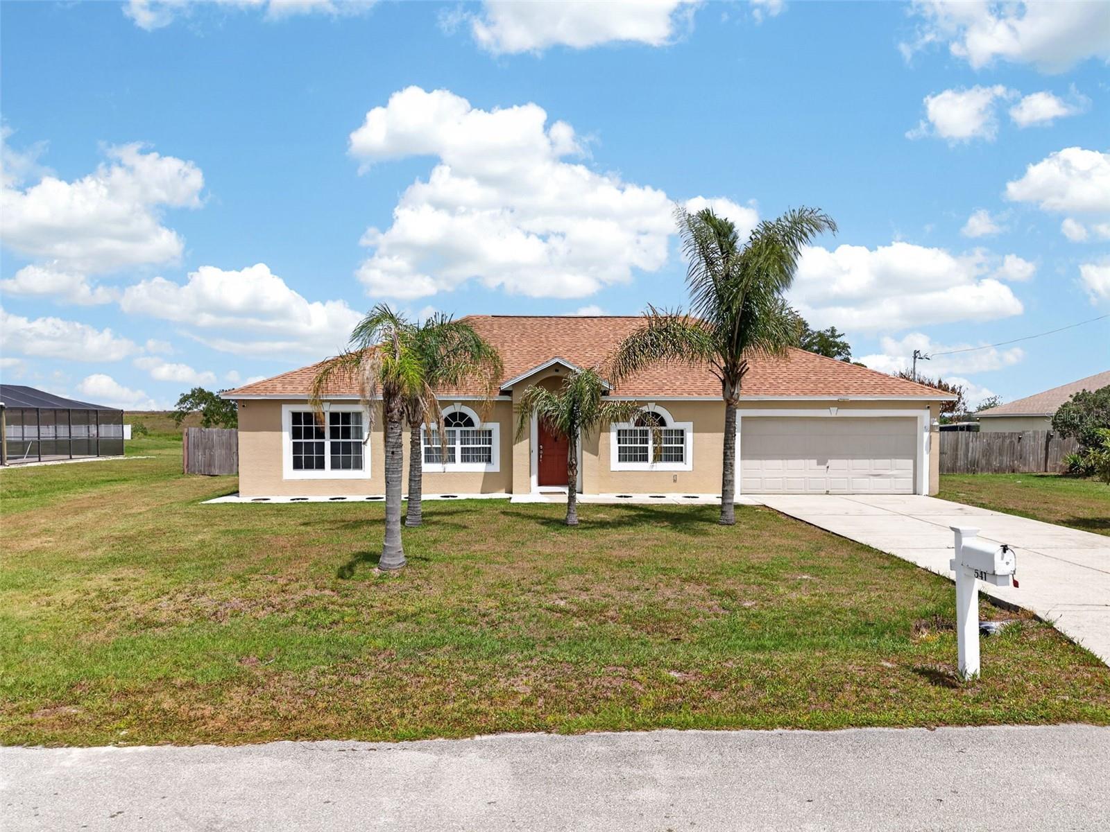 Image 4 of 79 For 541 Adriel Avenue