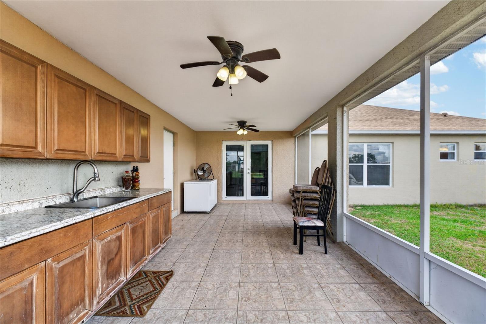 Image 53 of 79 For 541 Adriel Avenue