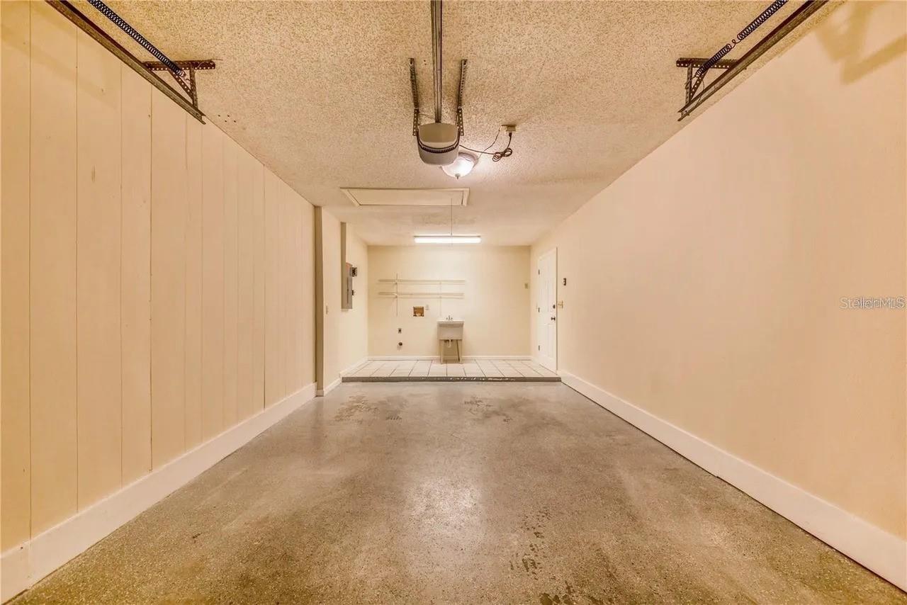 Image 10 of 18 For 733 Mikasuki Drive