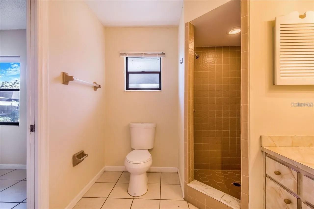 Image 16 of 18 For 733 Mikasuki Drive