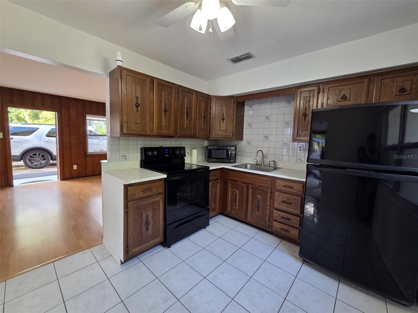 Image 11 of 29 For 7216 James Street