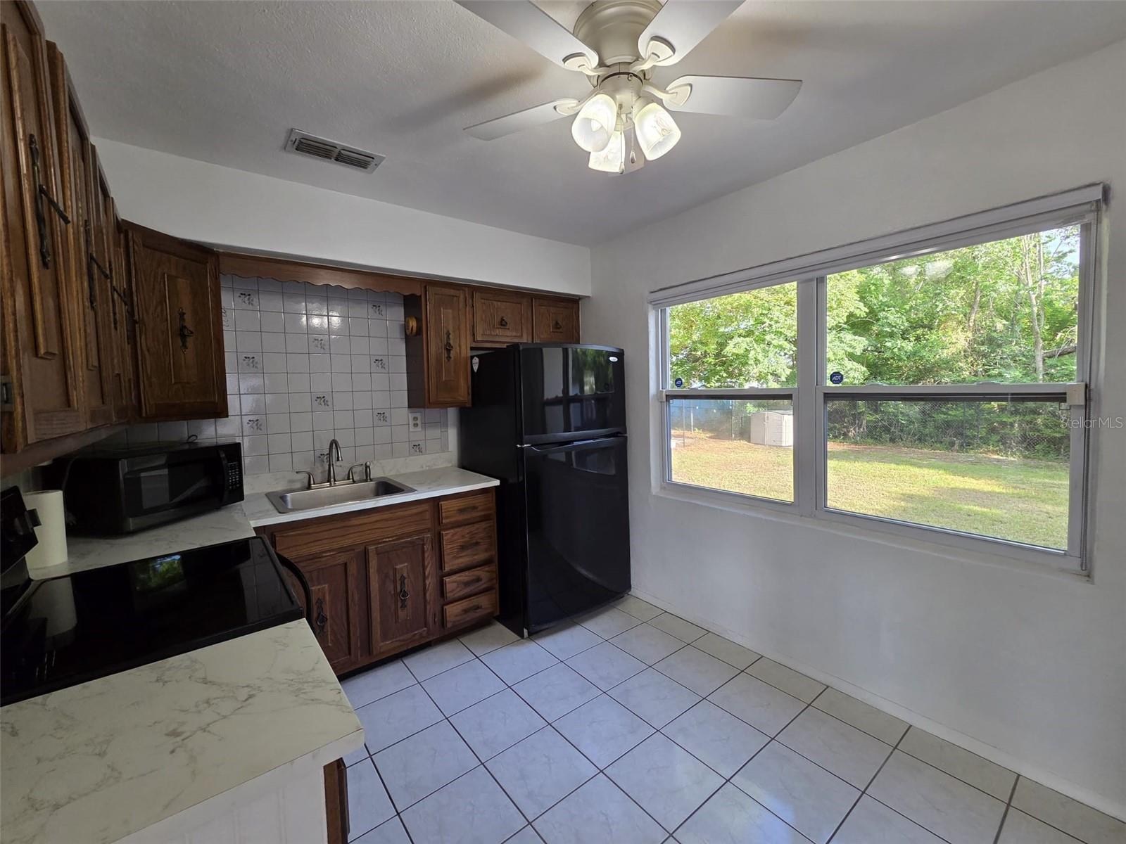 Image 13 of 29 For 7216 James Street