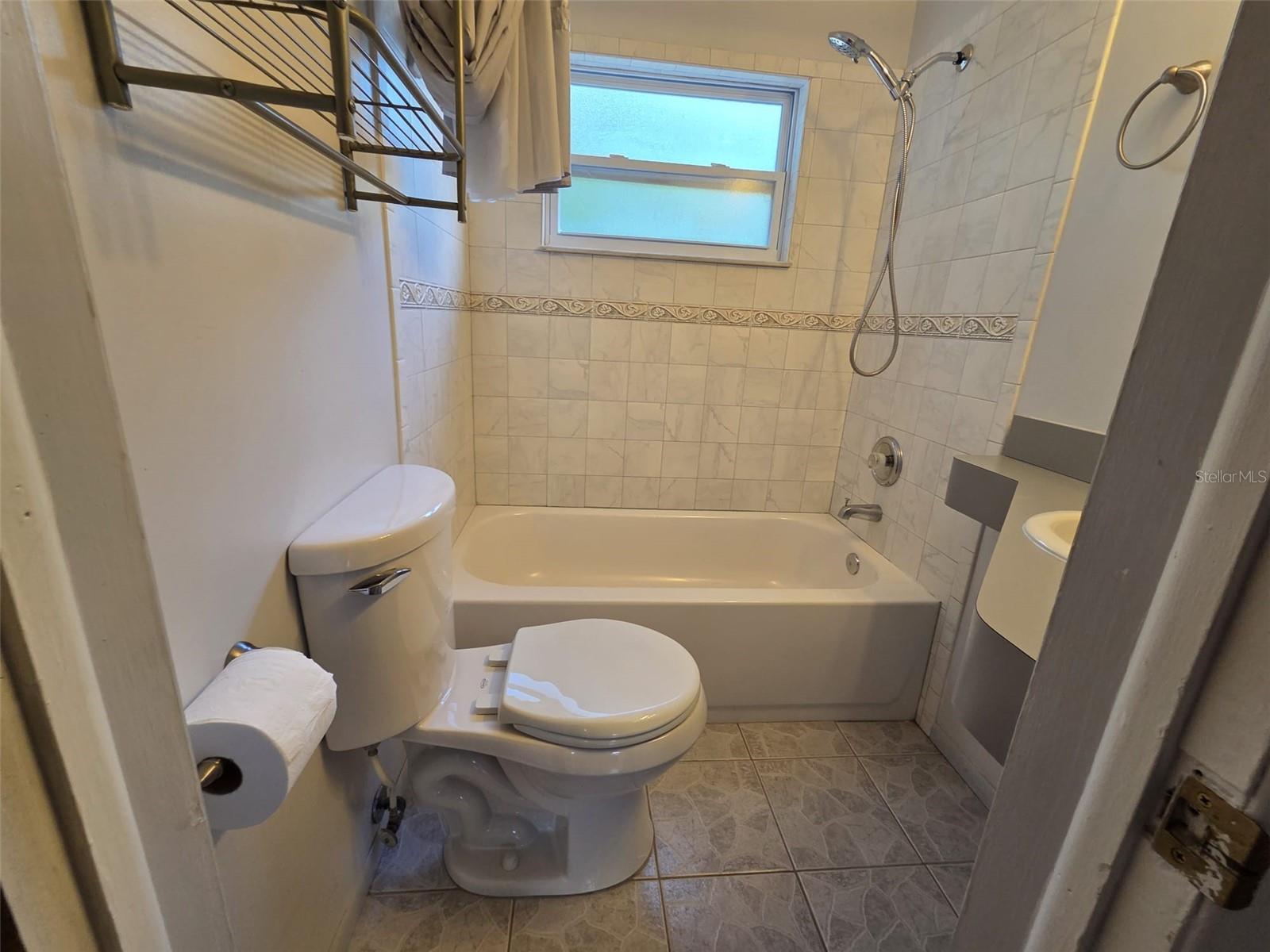 Image 20 of 29 For 7216 James Street