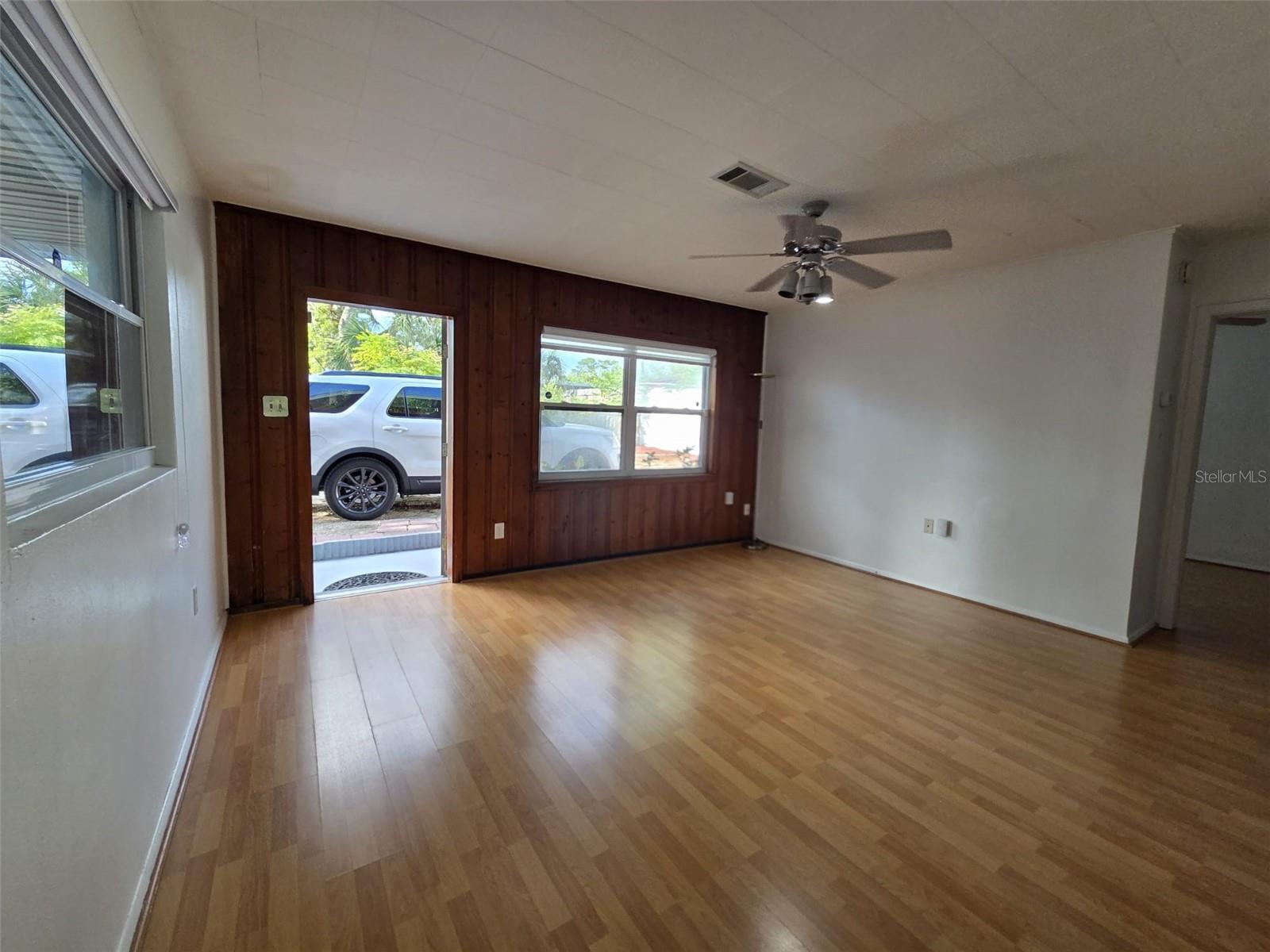Image 9 of 29 For 7216 James Street