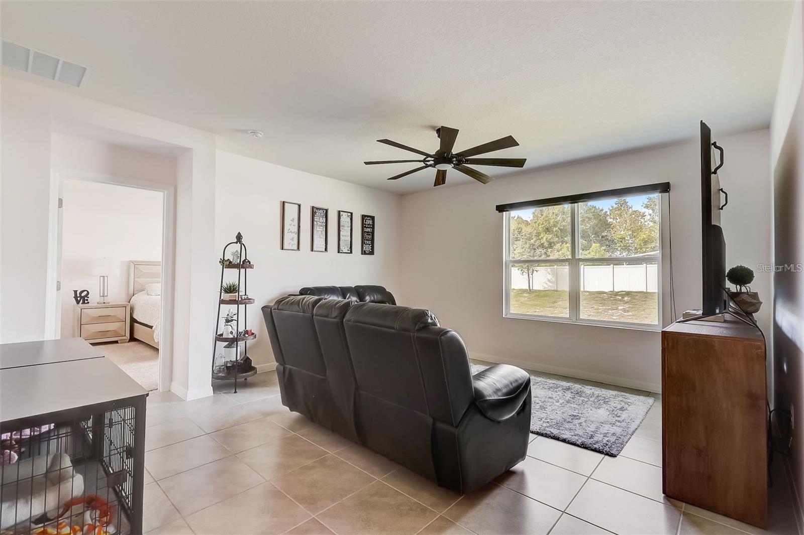 Image 11 of 28 For 2076 Tay Wes Dr