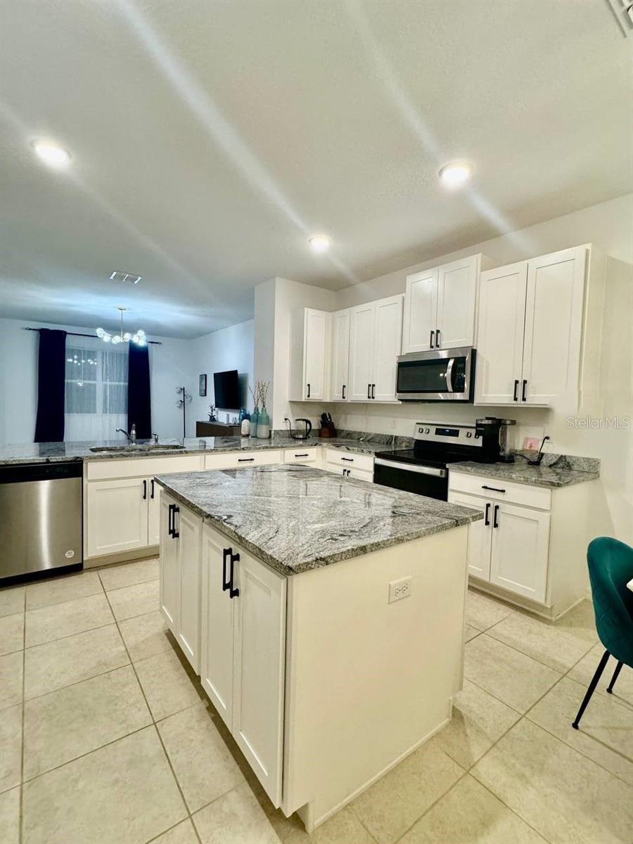 Image 11 of 29 For 11821 Founders Street