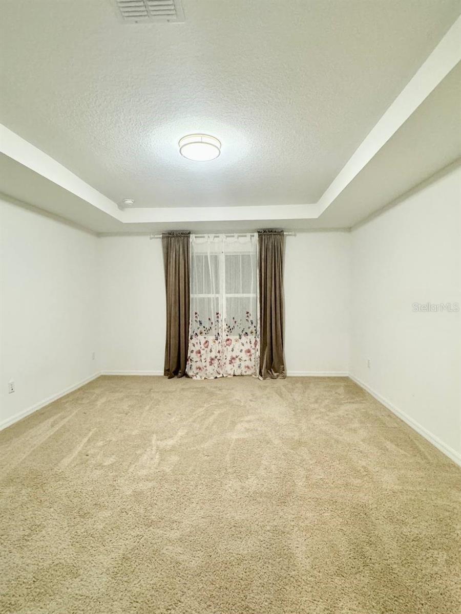 Image 17 of 29 For 11821 Founders Street