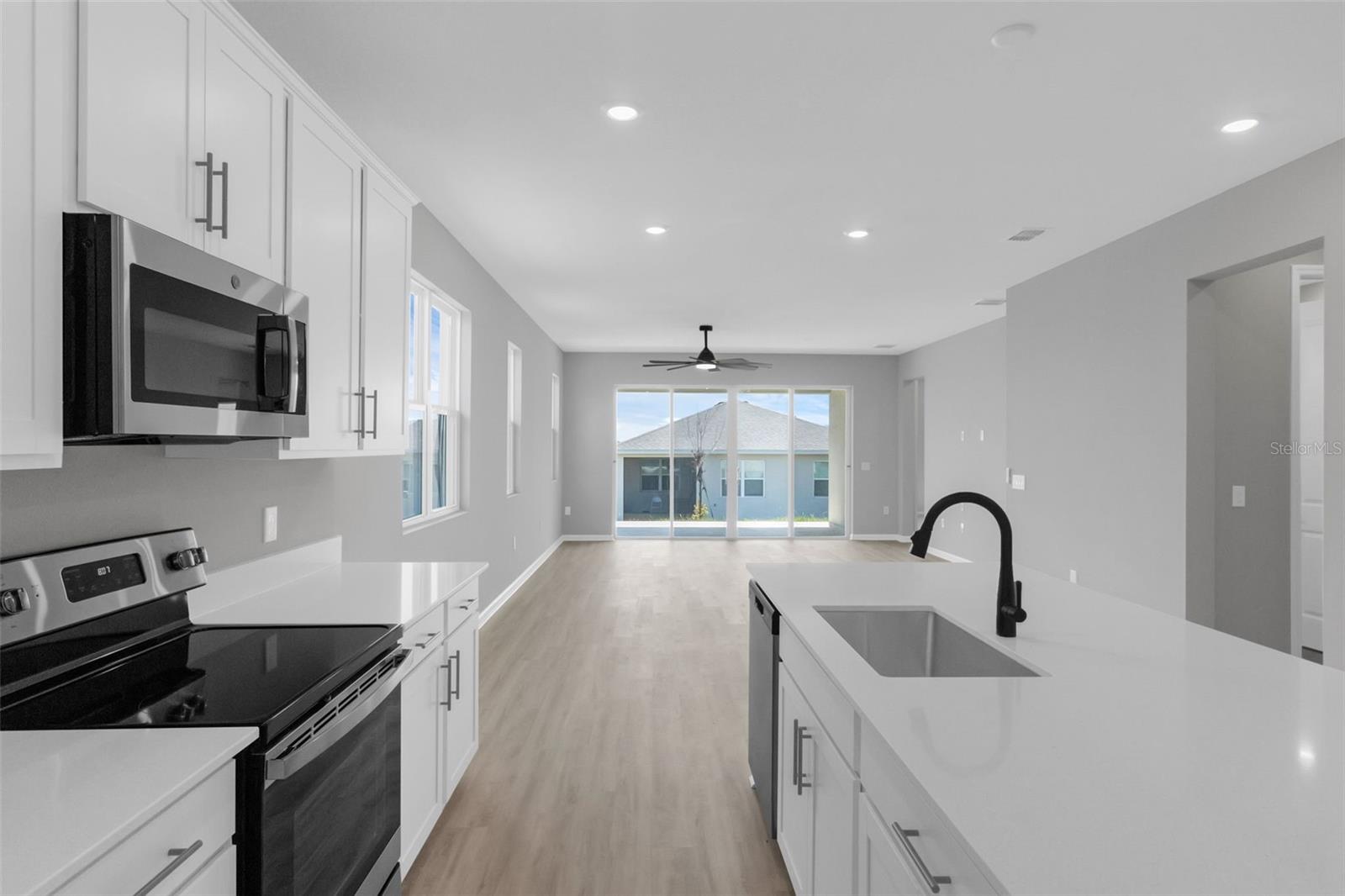 Image 4 of 16 For 819 Ballantyne Drive