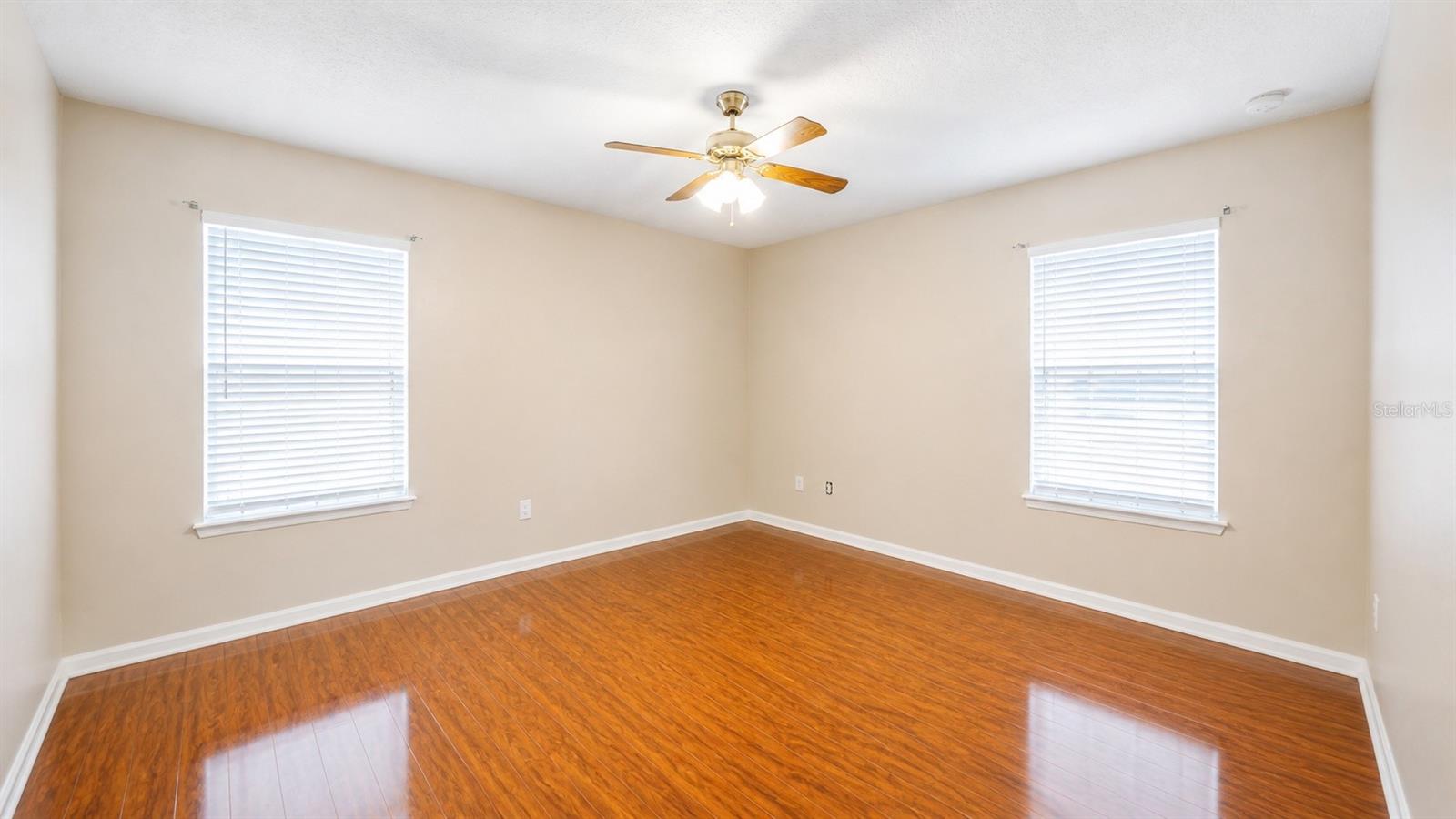 Image 10 of 19 For 4116 Orange Tree Court