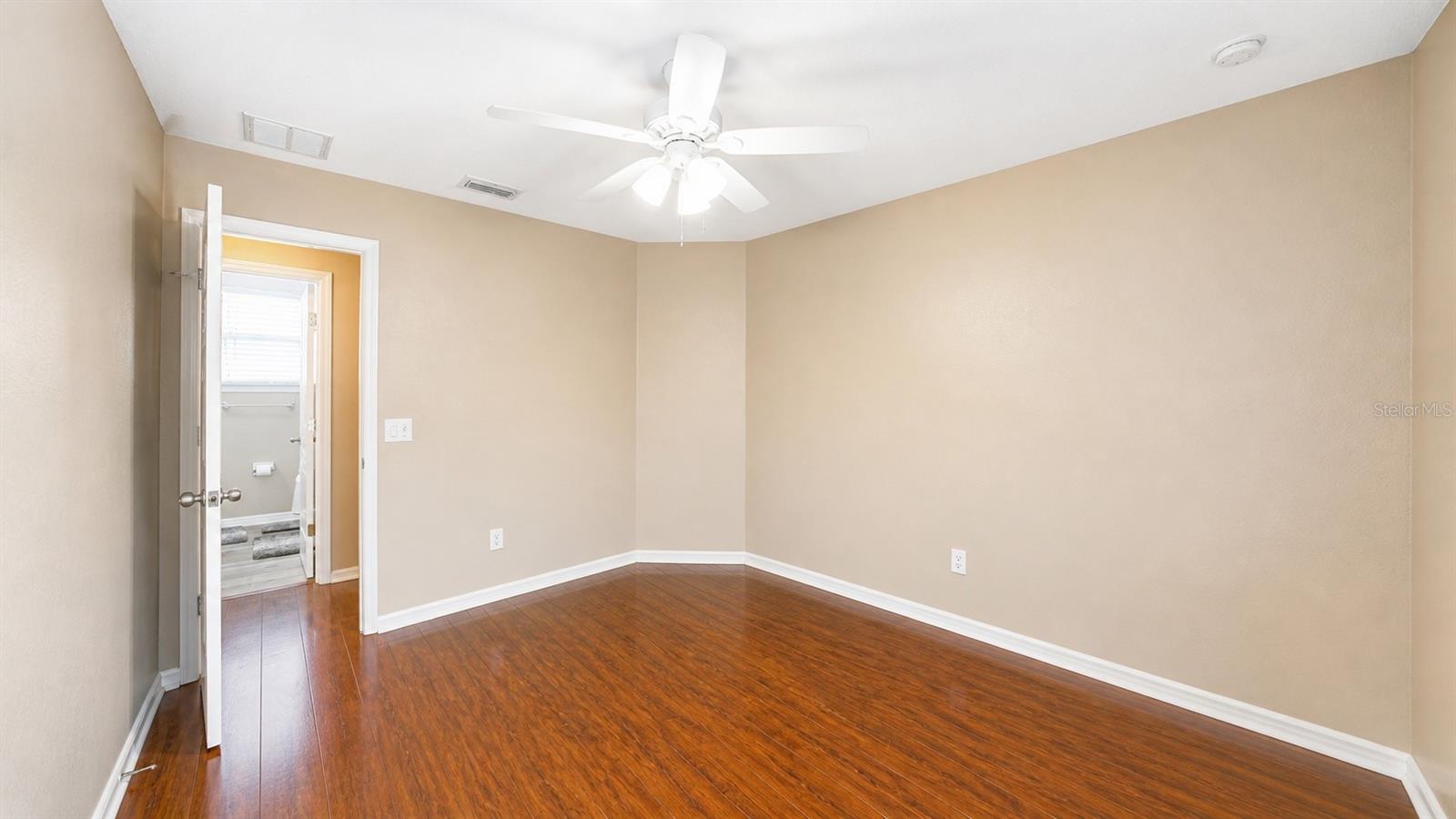Image 16 of 19 For 4116 Orange Tree Court