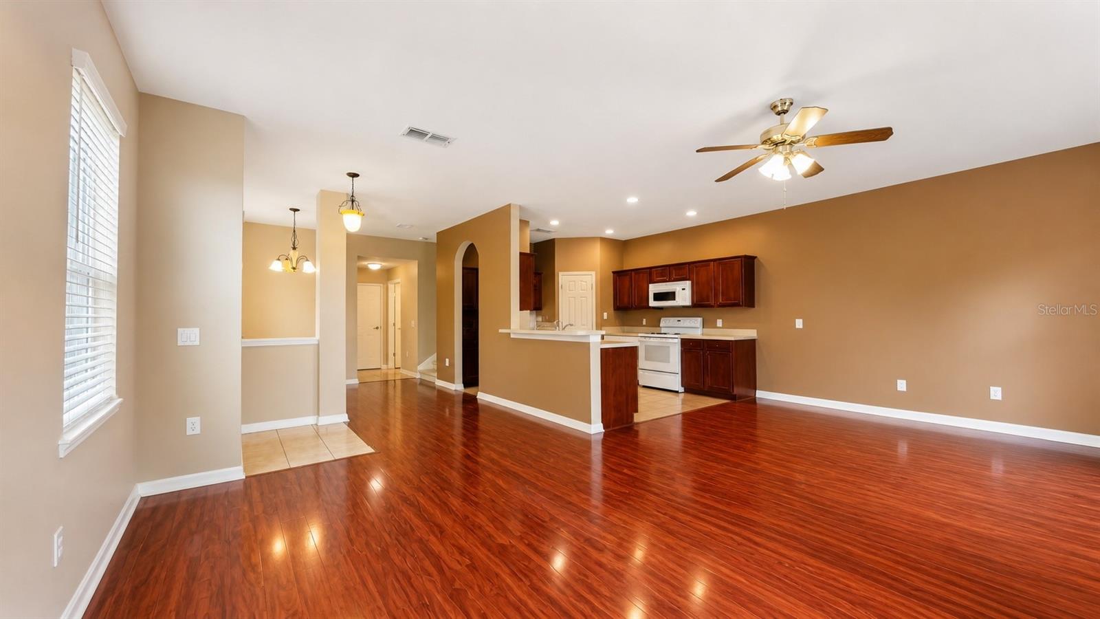 Image 5 of 19 For 4116 Orange Tree Court