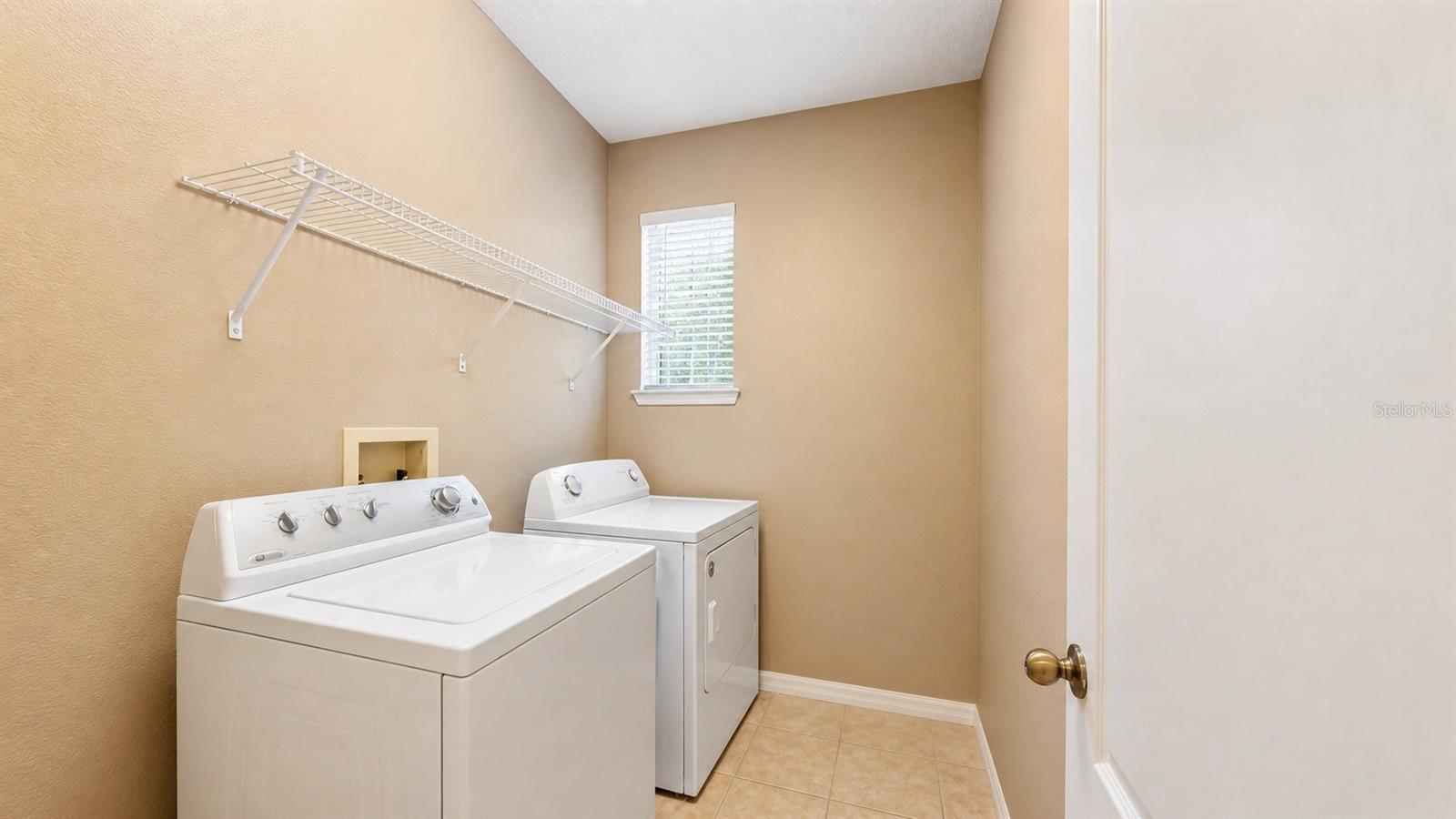 Image 8 of 19 For 4116 Orange Tree Court
