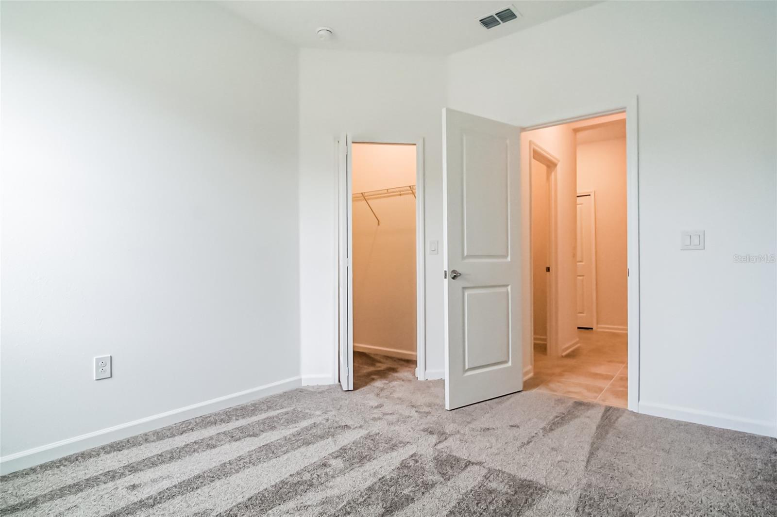 Image 21 of 29 For 786 Citrus Reserve Boulevard
