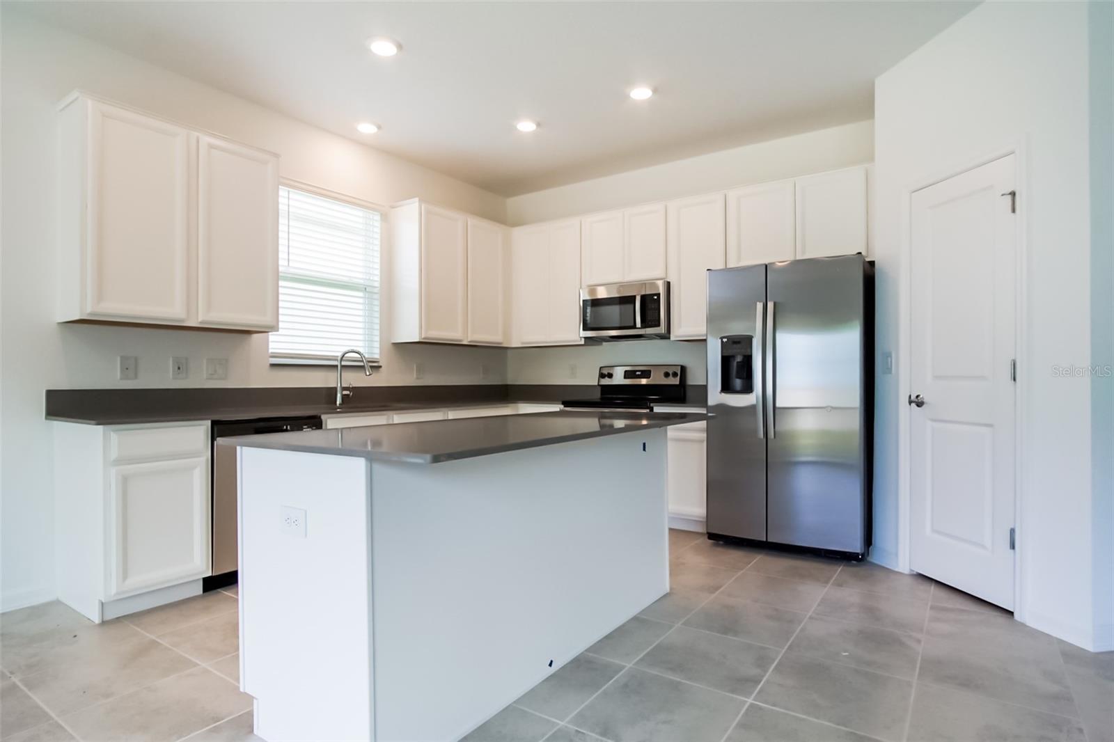 Image 3 of 29 For 786 Citrus Reserve Boulevard