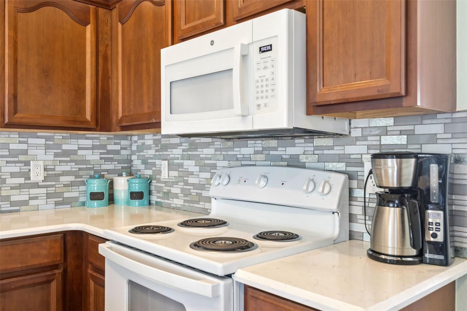 Image 22 of 65 For 15513 Markham Drive