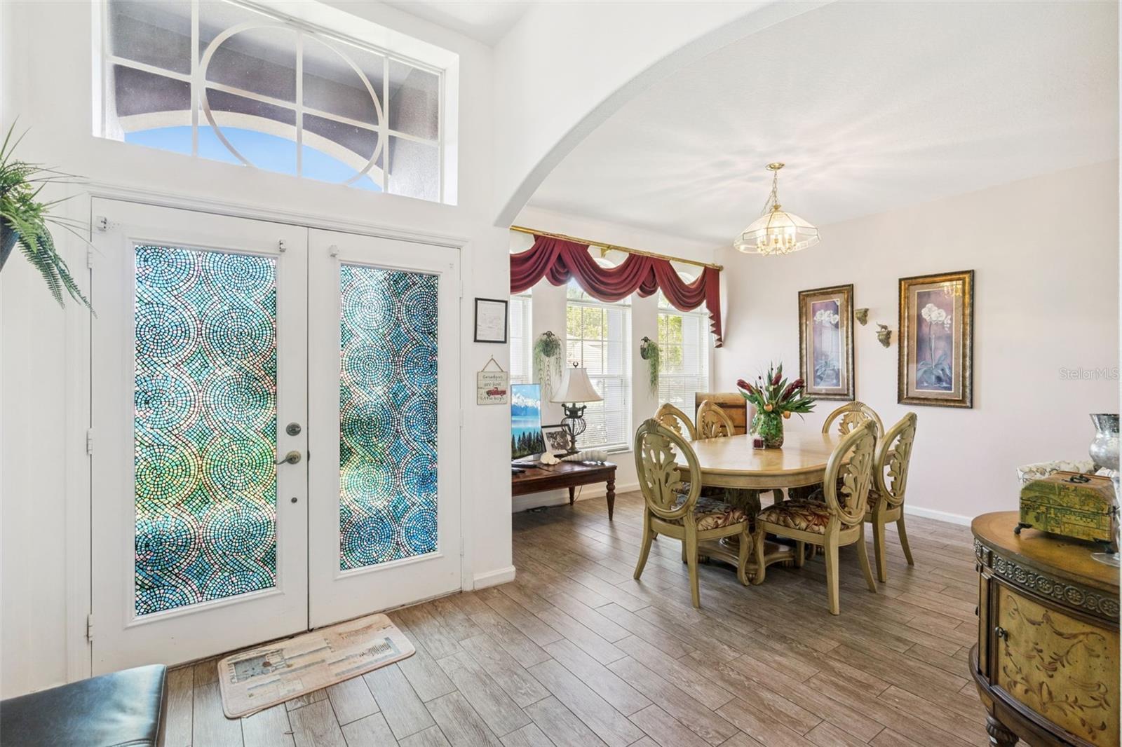 Image 4 of 65 For 15513 Markham Drive