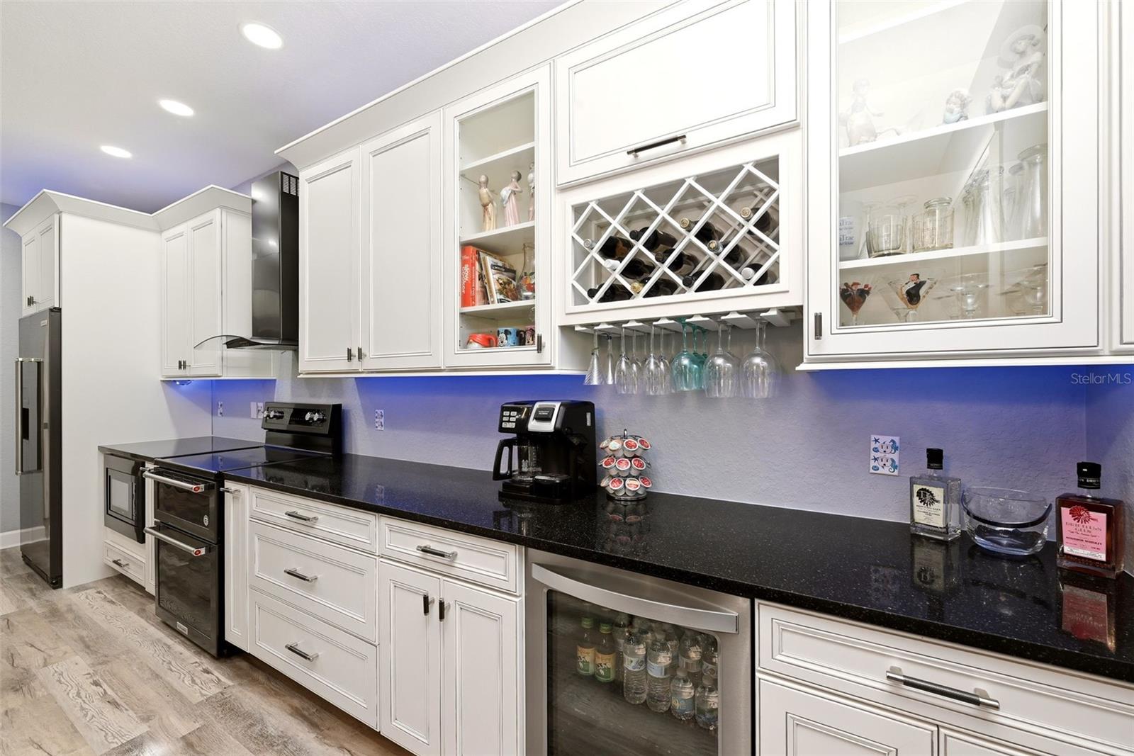 Image 15 of 50 For 8334 Riverdale Lane 10320