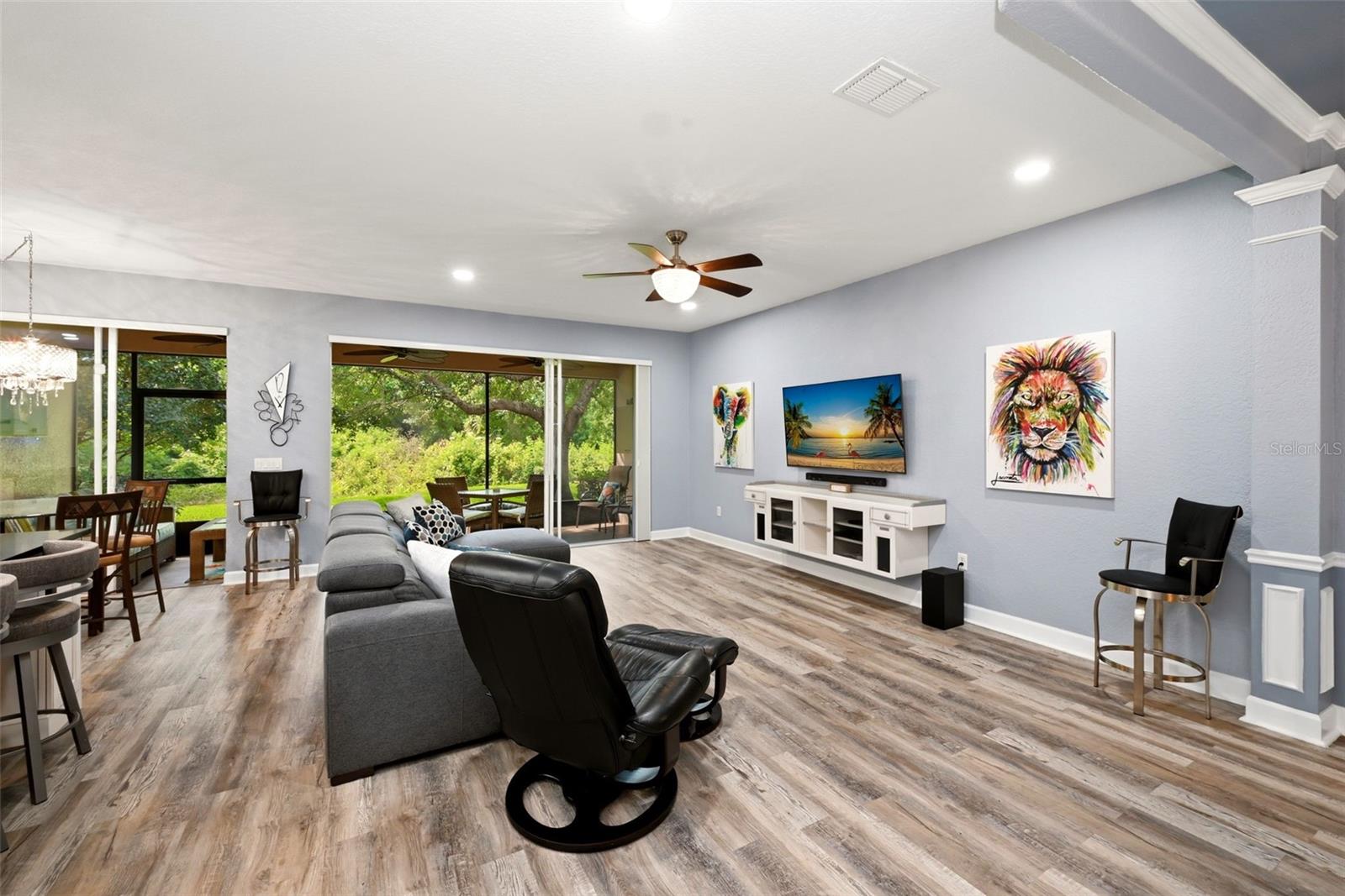 Image 19 of 50 For 8334 Riverdale Lane 10320